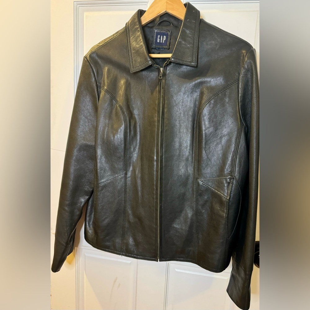 Gap leather zipper jacket with cloth lining.